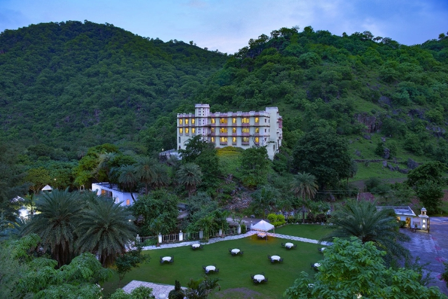 Aaram Bagh-A Luxury Resort In Udaipur gallery 4