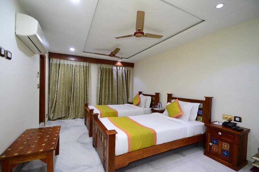 Crimson Park Jalmahal [Lilypool] gallery 2