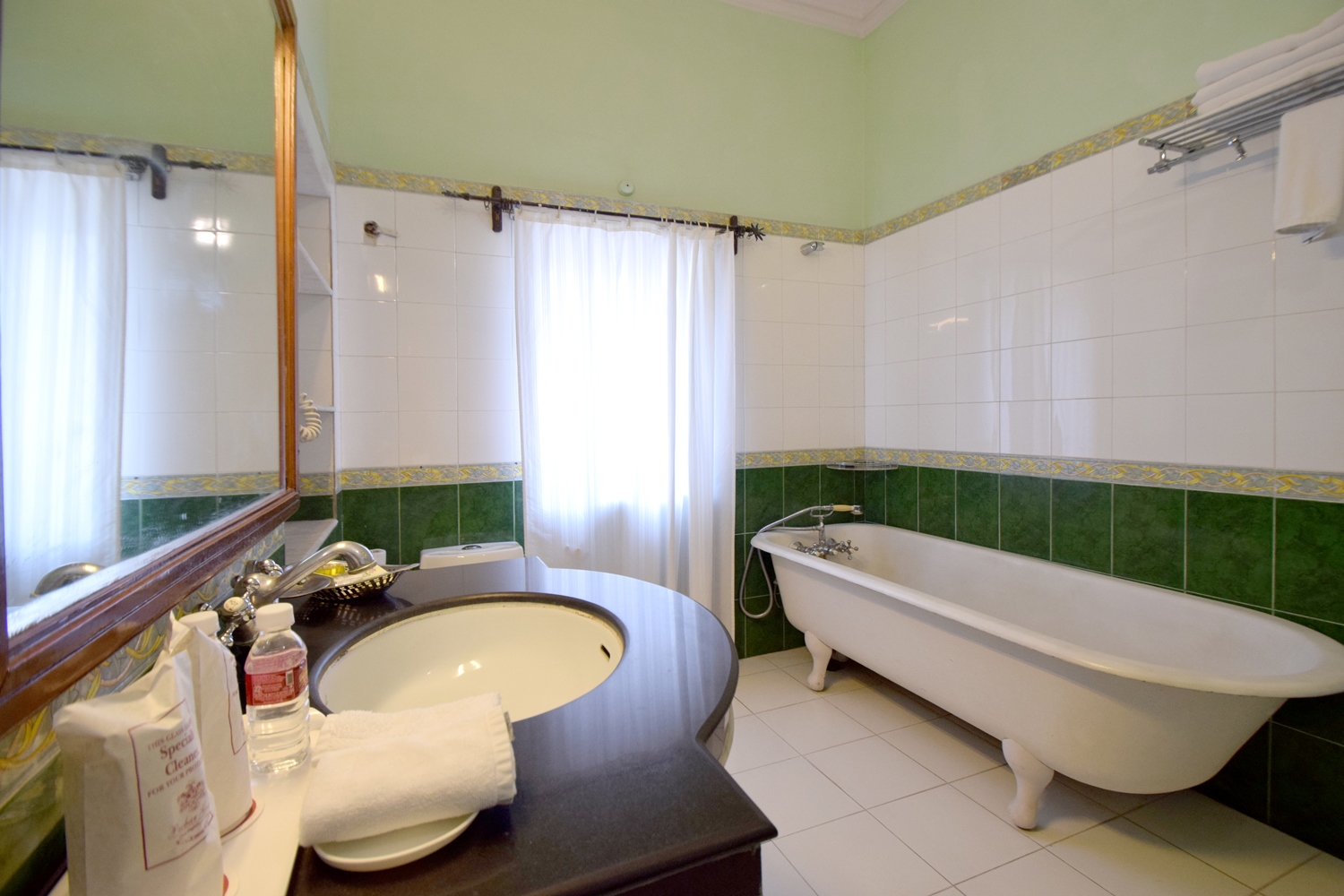 Hari Mahal Luxury Suits Room gallery 8