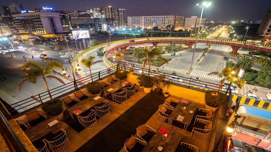 Hotel Black Hole Bhaskar gallery 2