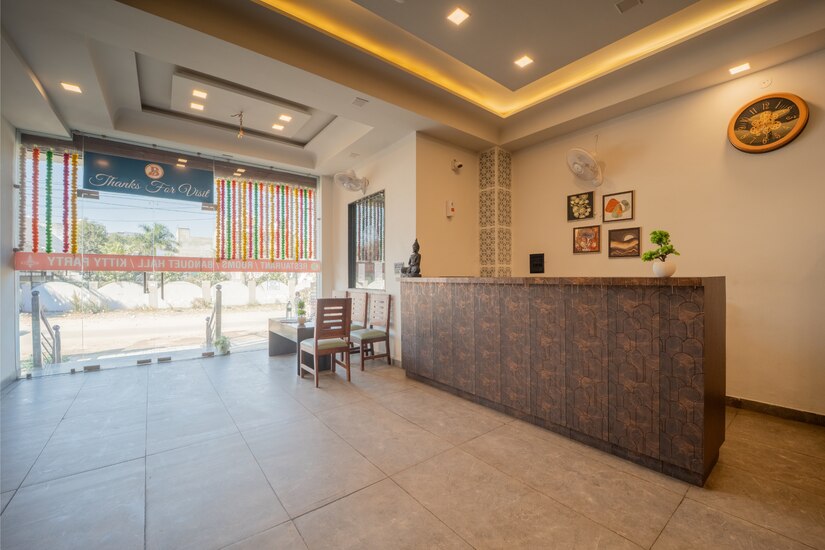 Hotel Sky Touch gallery 4