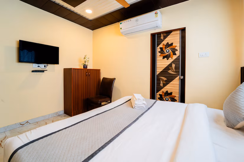 Hotel Spark / Triple Three gallery 2