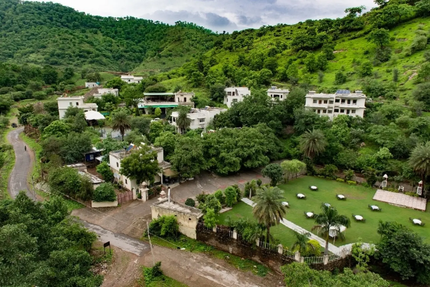 Aaram Bagh-A Luxury Resort In Udaipur gallery 5