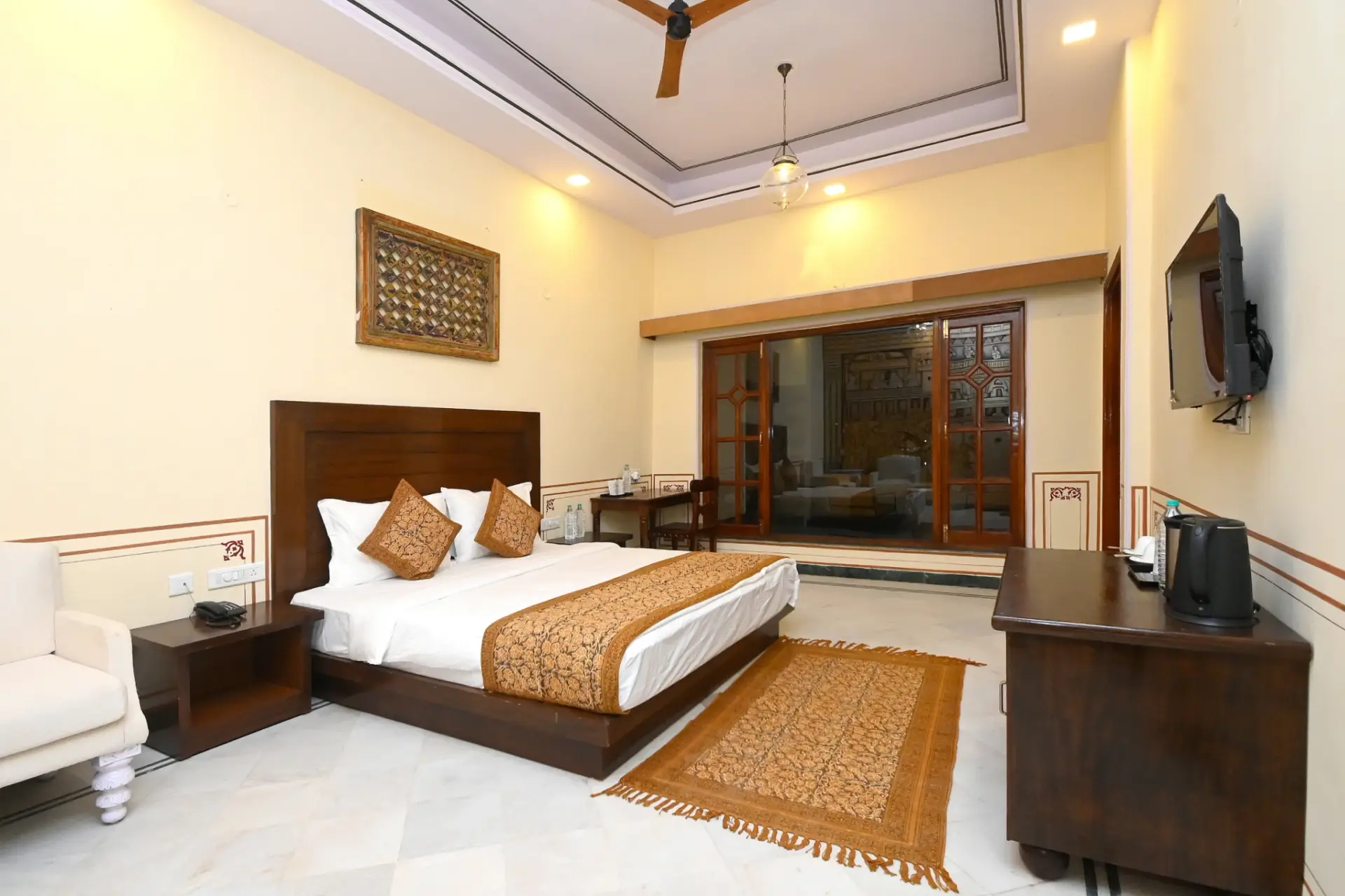 Aaram Bagh Maheshwar gallery 7