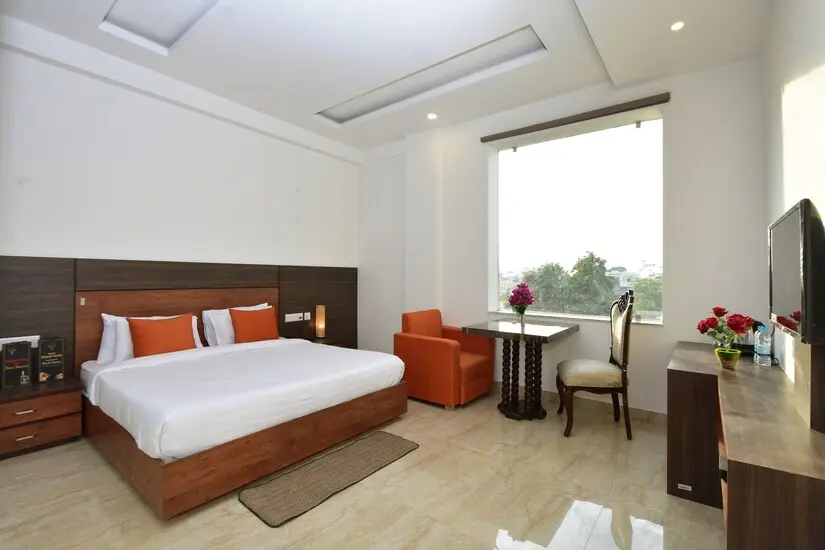 Hotel Black Hole Bhaskar gallery 4