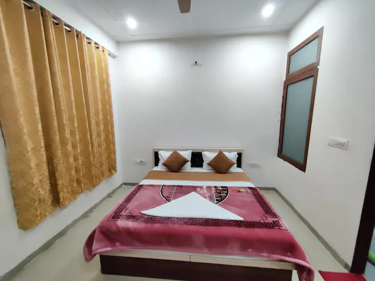 Hotel Shri Govind Dev Khatushyam Ji gallery 3