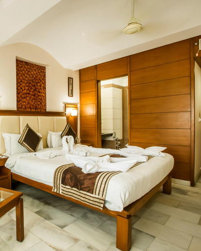 https://www.brandmyhotel.in/wp-content/uploads/2023/12/golden-manor-journey-1.png